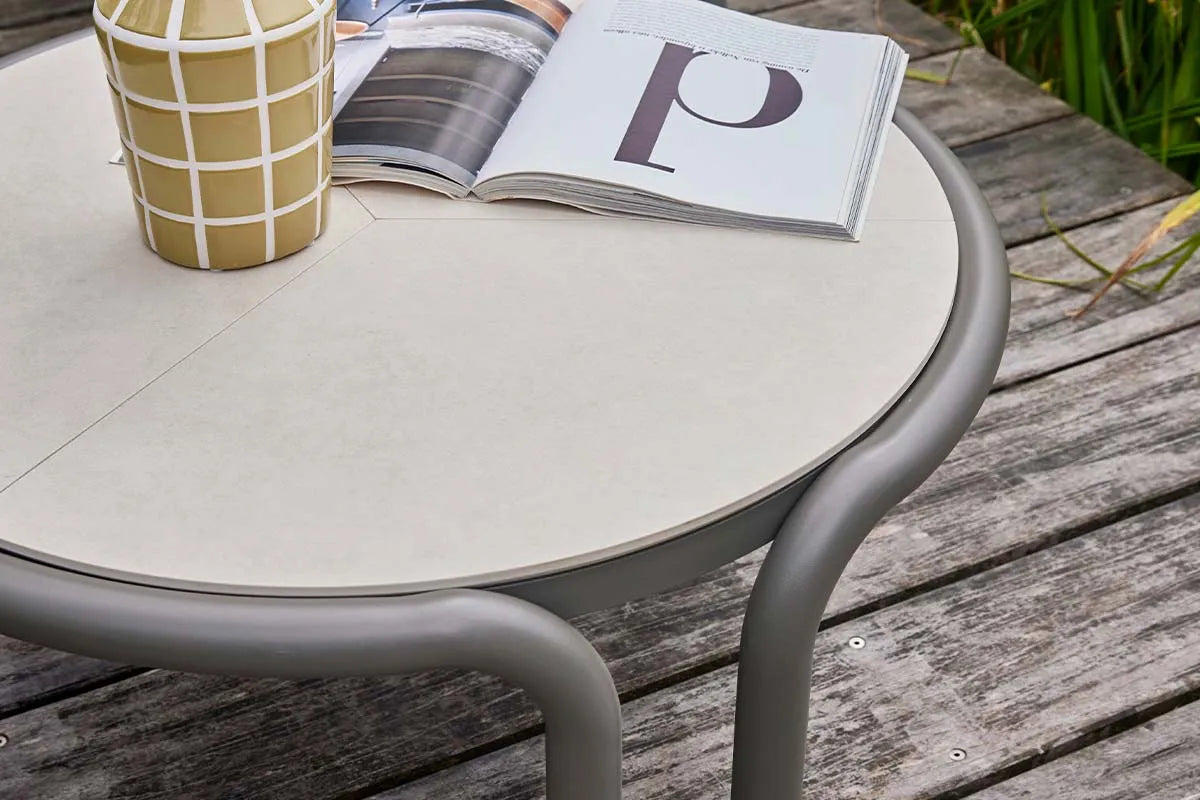 Apple Bee | Lugano Koffietafel Ø79,5 cm | Sintered Stone Travetino White