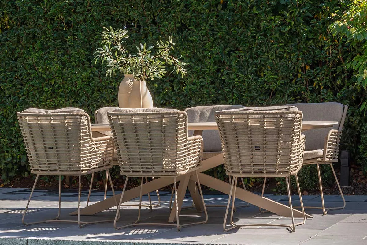 4 Seasons Outdoor | Fabrice Tuinset | Latte