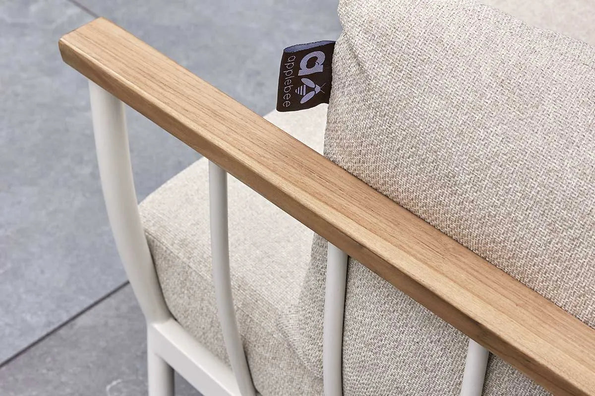 Apple Bee | Condor Loungeset | Oyster