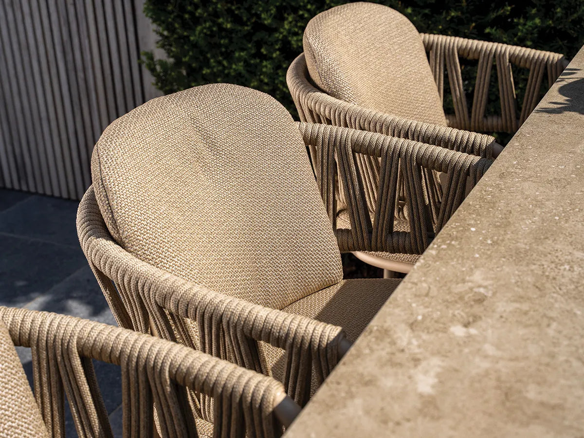 Taste by 4 Seasons | Calma High Diningset | Latte