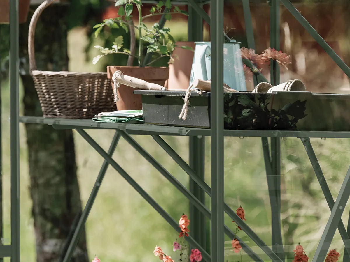 Royal Well | Tafel Kate V Tuinkas | Groengrijs