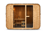 Passion Cube Luxury 300 Multiroom sauna recht van voren, met houten wanden en een glazen front.