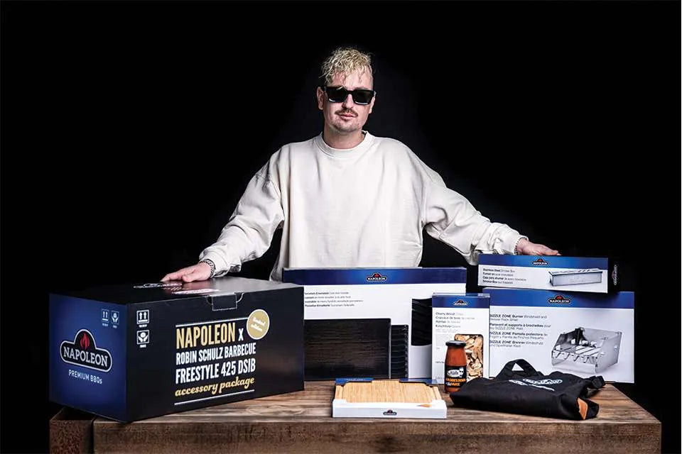 Napoleon | BBQ Freestyle 425 | Robin Schulz Barbecue Edition