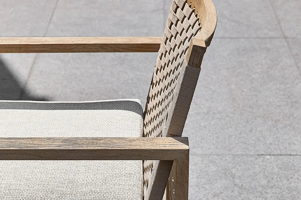 Apple Bee | Antigua Tuinstoel | Coastal Teak