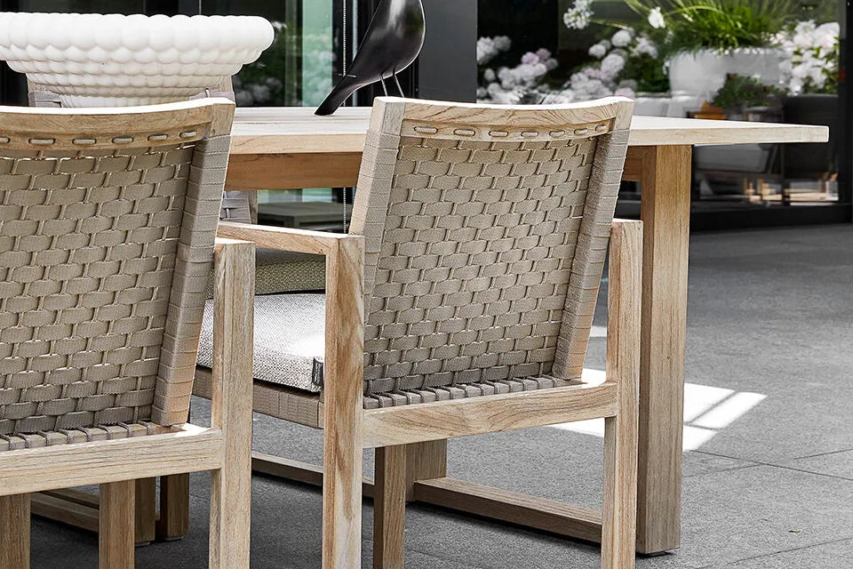 Apple Bee | Antigua Tuinstoel | Coastal Teak