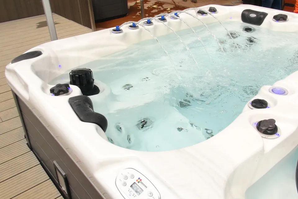 Spirit Swimspa | Sterling White with DARK GREY
